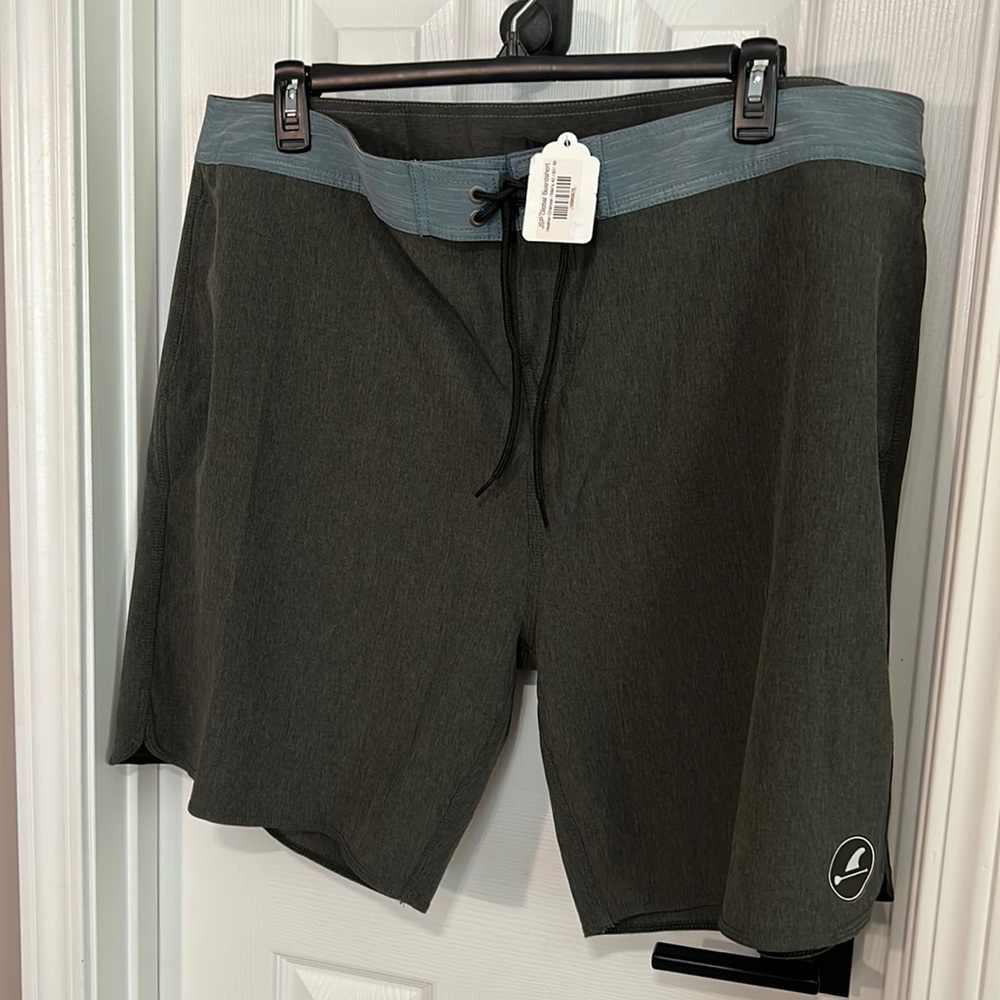 JSP Global Boardshort / NWT